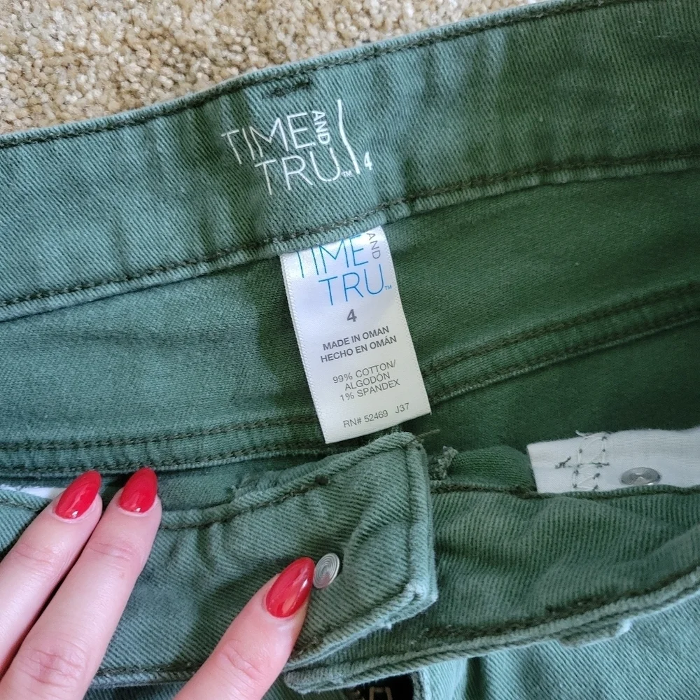 Green Denim mini shorts - Picture 2 of 3